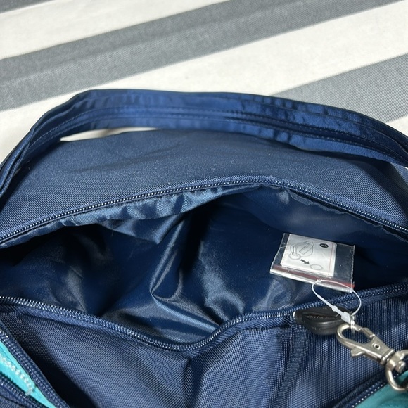 Travelon Womens Navy Blue Anti Theft Pleated Hobo Crossbody Bag RFID Travel - Picture 8 of 13